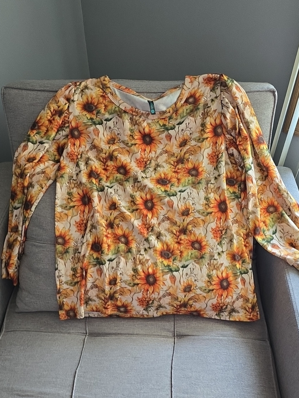 Sterling Kreek Sunflower Print Women’s Top - Yellow Floral Long Sleeve